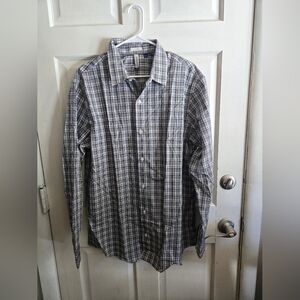 Men's Plaid Button-Up Shirt